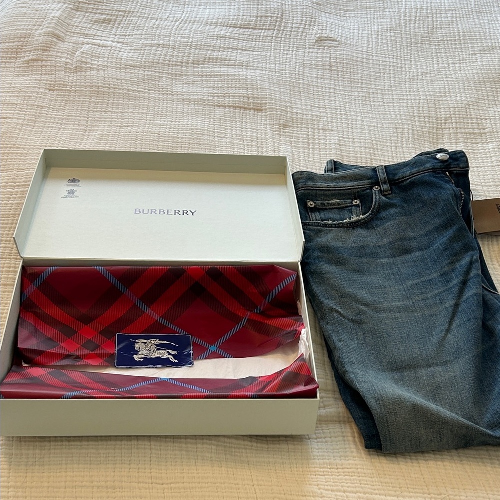 Burberry Vintage Denim Jeans - Picture 6 of 7